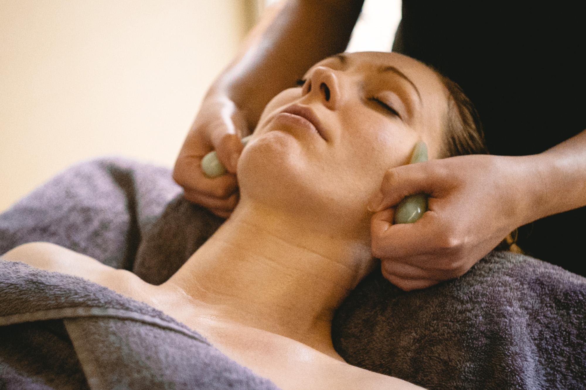 Harmonising Jade Facial