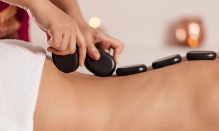 VARM STEINMASSASJE 50 MIN