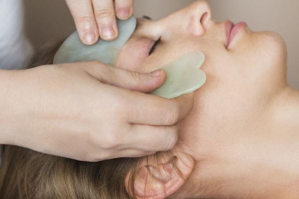 Gua Sha Facial