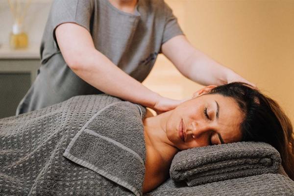 ESPA Iconic Back, Face and Scalp Treatment