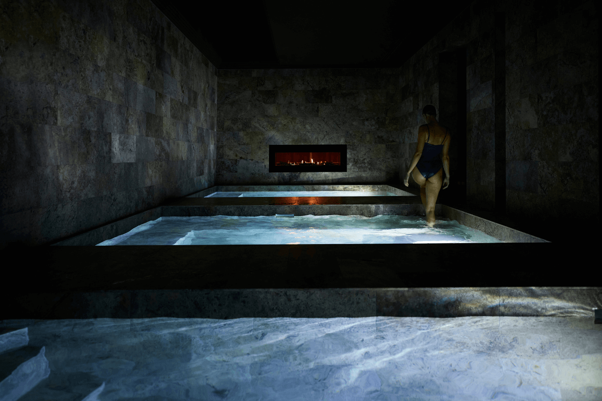 Bathhouse | 60-min