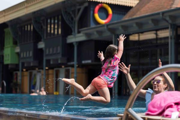 Child Swim ( 4-15 years)