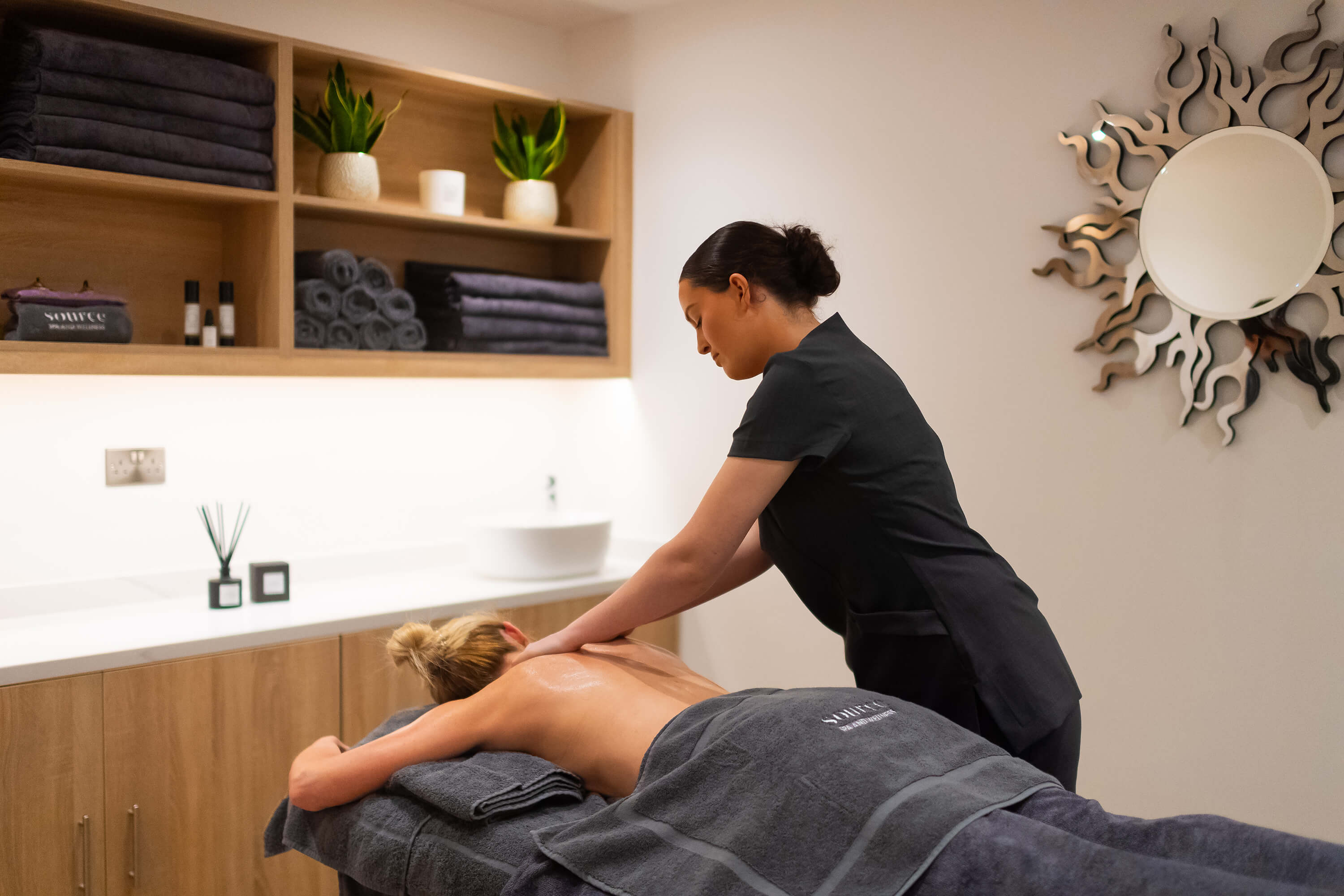 Deep Tissue Full Body Massage 60mins