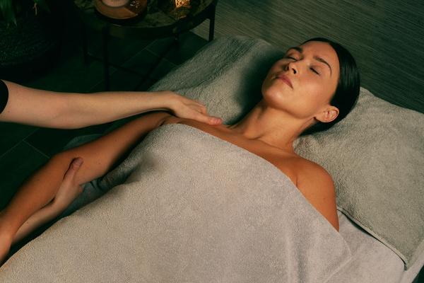 ishga Cocooning Body Envelopment - 55mins.