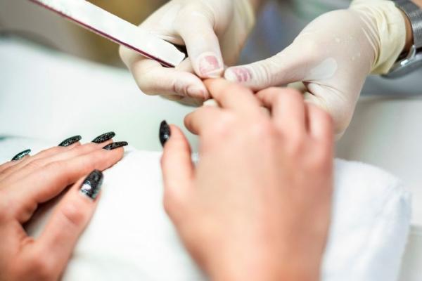 Nail Tidy & CND Vinylux Polish Hands