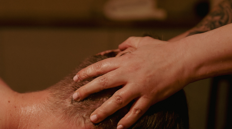 Relaxing Back, Neck & Scalp Massage