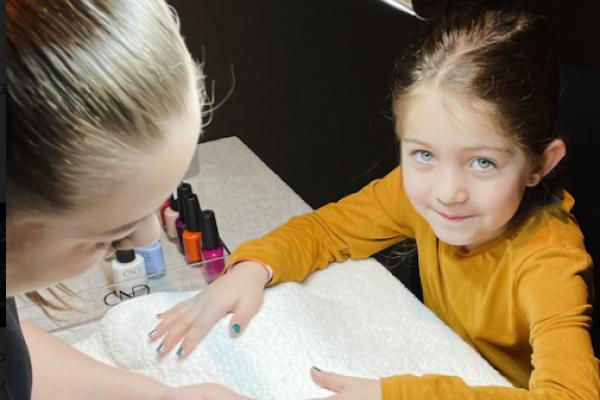 Lily`s Manikyr for Barn