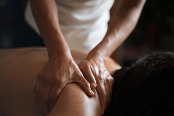 Aromatherapy Full Body 90min Massage