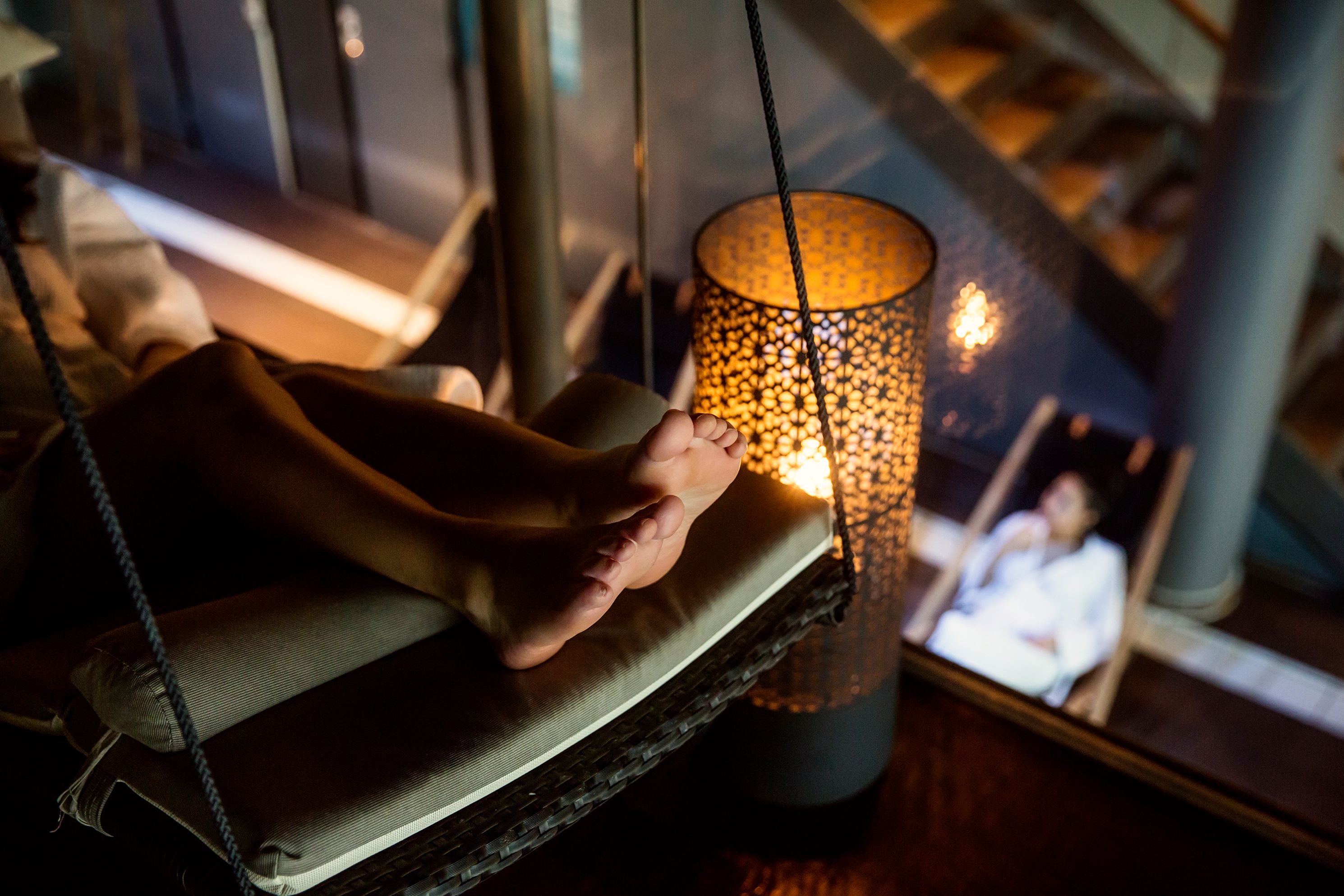 Relaxing Foot Massage 20min