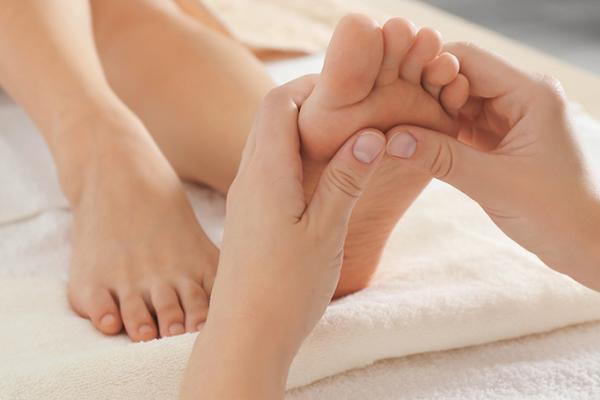 ishga Luxurious Seaweed Foot Experience | 55 Minutes