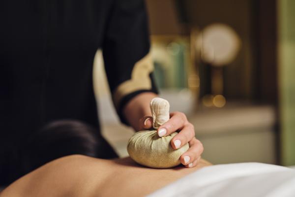 Mud and hay therapy detox