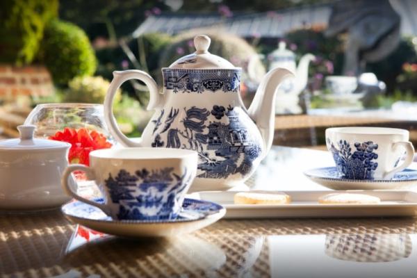 Tempting Tea & Treatment (Mon-Thur)