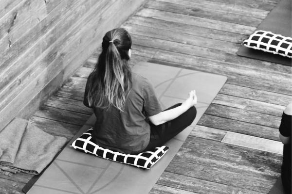 Restorative Yoga Onsdag 18:15, 75 min Pricsilla