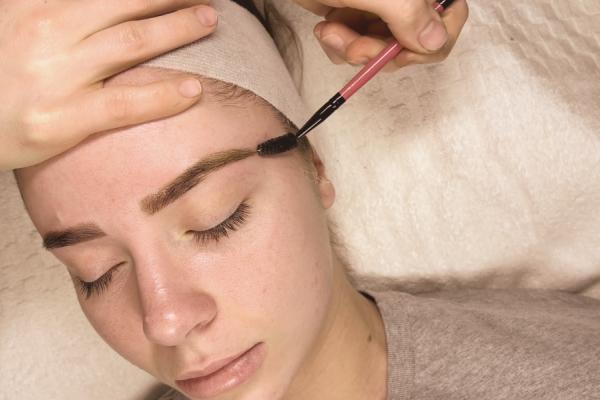 Brow Tint