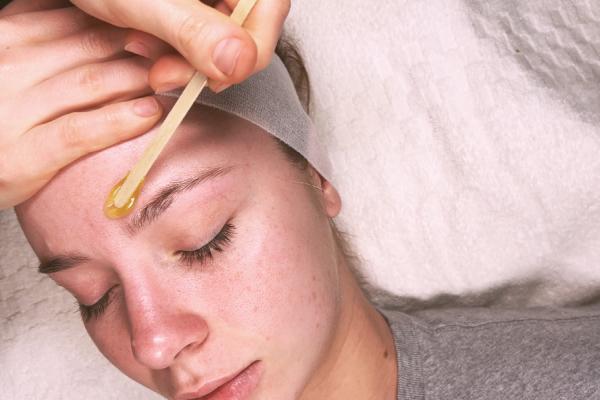 Eyebrow Wax