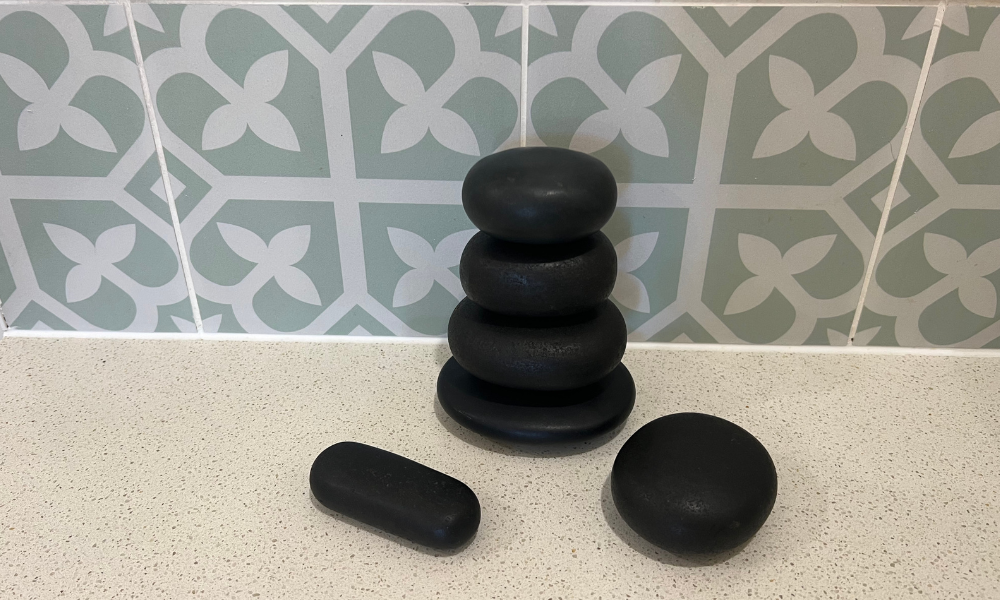 Hot Stone Massage - 80min