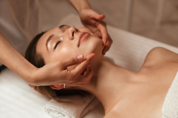 ESPA Express Optimal Skin Facial