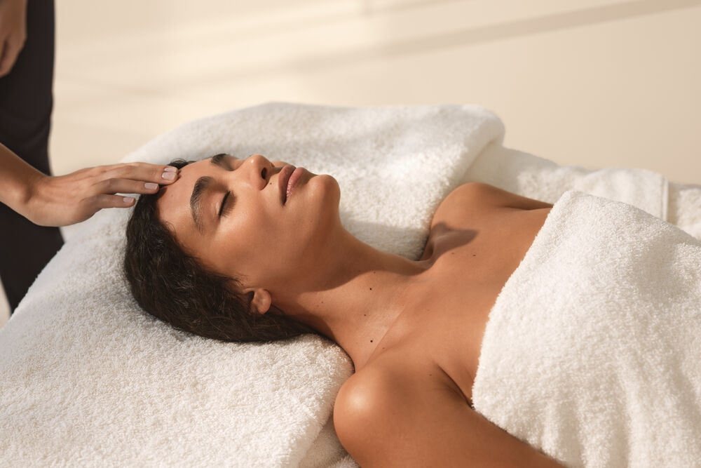 Made for Life Hand on Heart Back, Face and Scalp Ritual