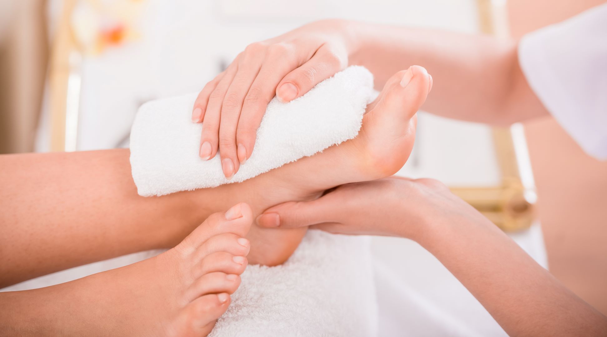 Full Gel Pedicure