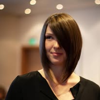 FRISØR - FARGE  KORT HÅR M/STYLING - OLHA