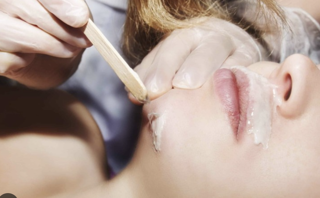 Lip & Chin Wax