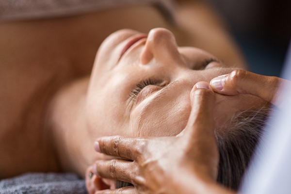 Tranquil Indian head massage