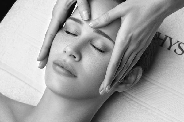 100% Signature Facial