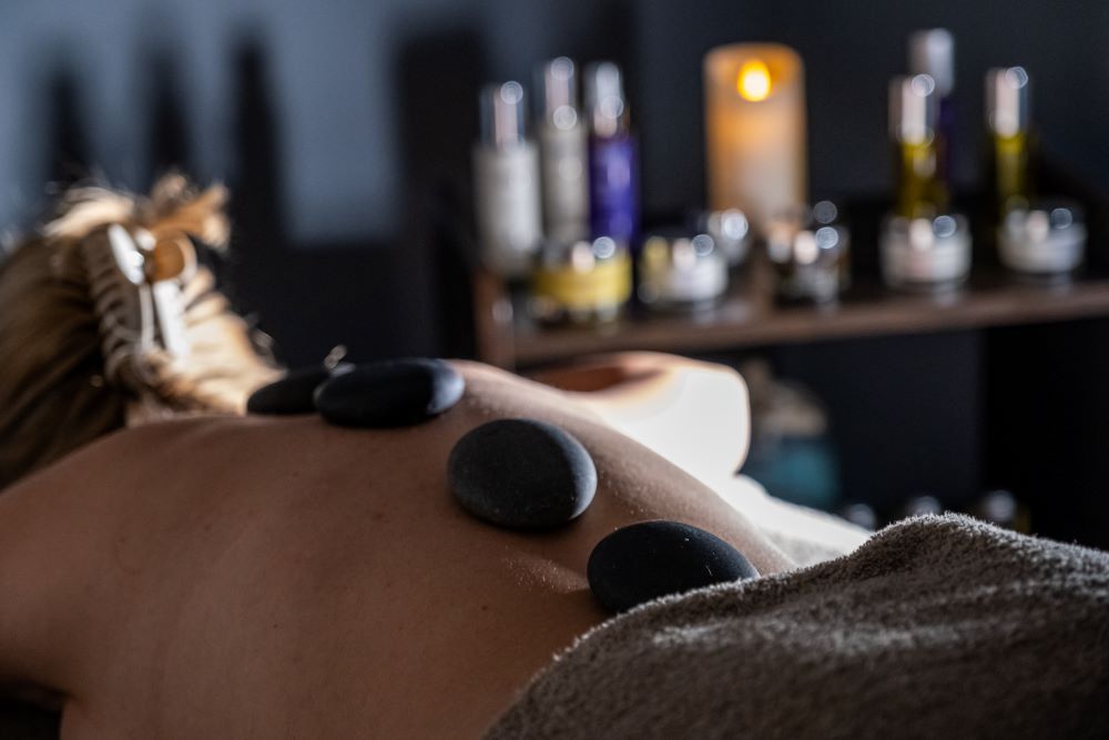 ishga Hot Stone Massage