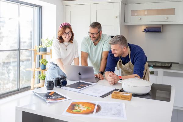 The Secret Table - 2026-02-19 - Peter Sidwell