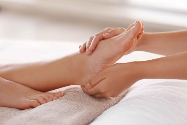 Pamper Pedicure 60 Minutes