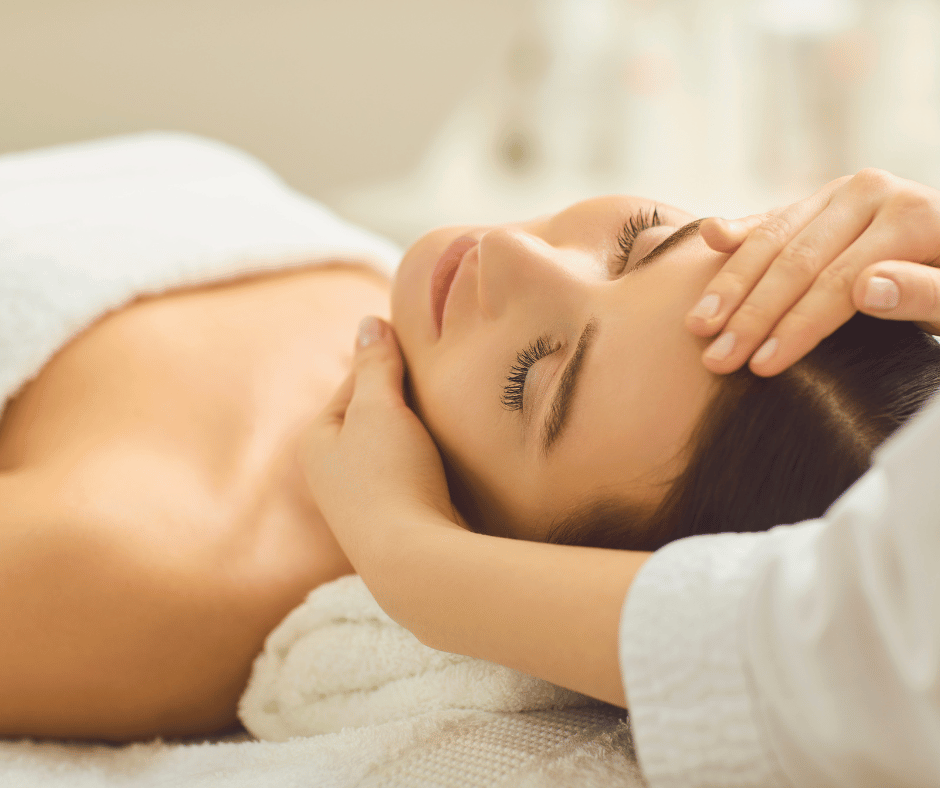 Elemis Expert Restorative Head Massage