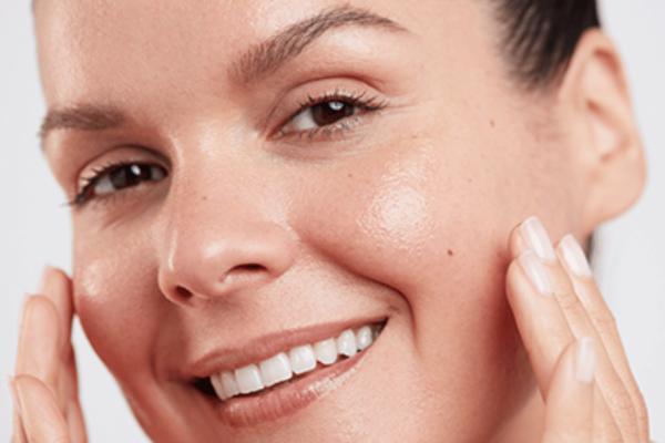 Elemis Expert Touch Define Facial