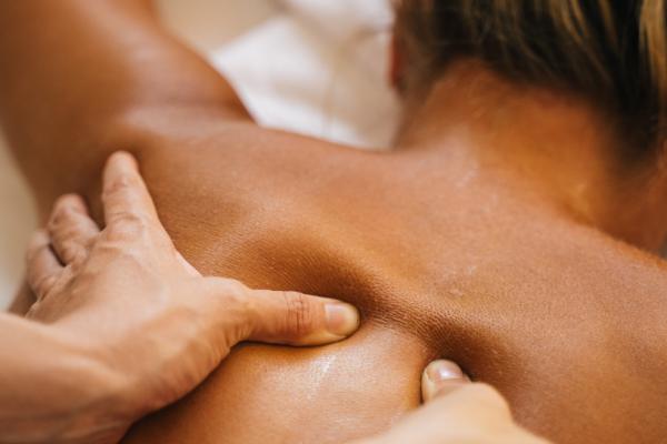 Back & Shoulder Massage