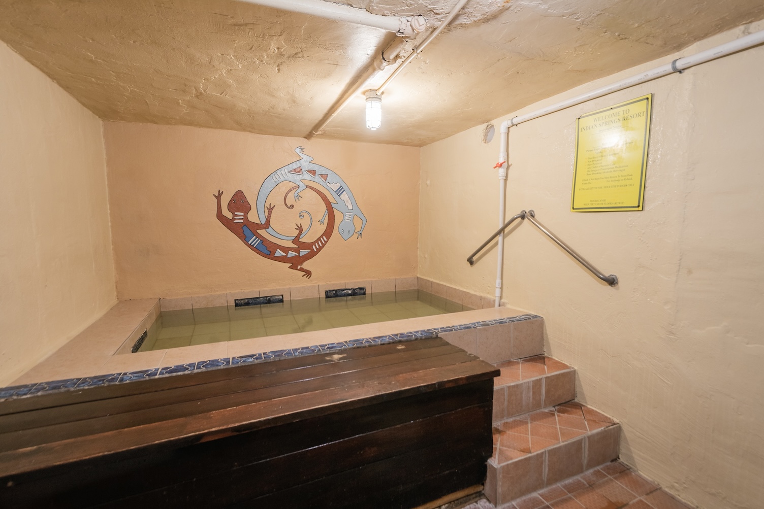 1 Hour Classic Indoor Private Bath | 2 People Max