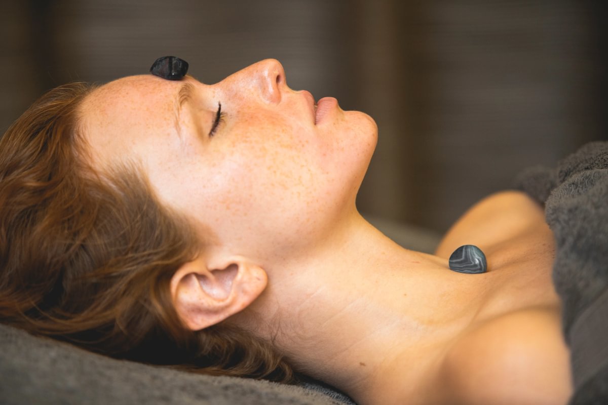 Equilibrium Crystal Facial | 60 Minutes