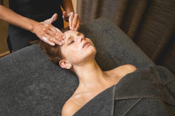 Naturally GAIA Facial | 45 Minute