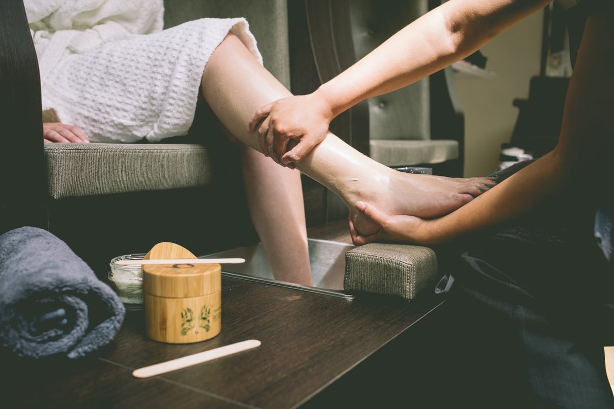 Rejuvenating Pedicure | 60 Minutes | Standard Polish