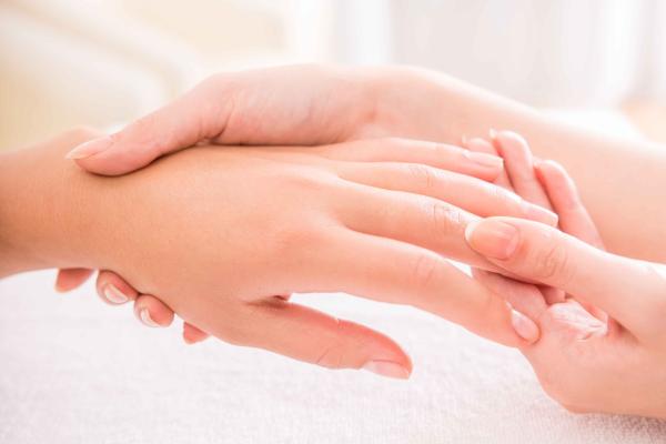 Pamper Manicure