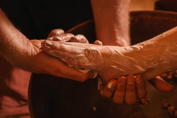 Foot Massage: 30 Minutes* (Oula Sole Foundation)