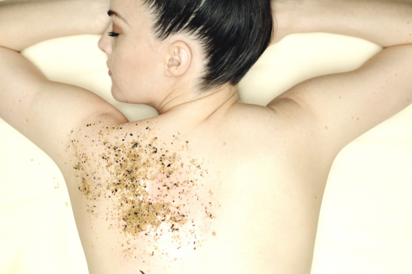 Luscious Salt Glow Scrub | VOYA