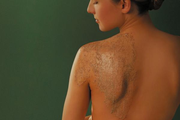 Hydrating Body Scrub | VOYA