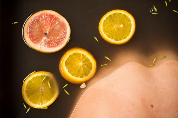 Single Organic Warm Spiced Mud Bath | VOYA