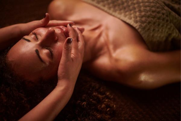 Skin Regimen Urban Longevity Facial [Comfort Zone]