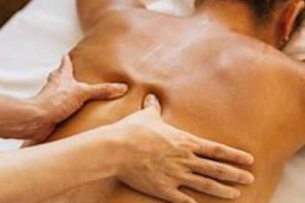 Ardoe Spa Back, Neck and Shoulder Massage