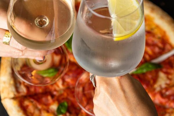 Prosecco & Pizza Twilight