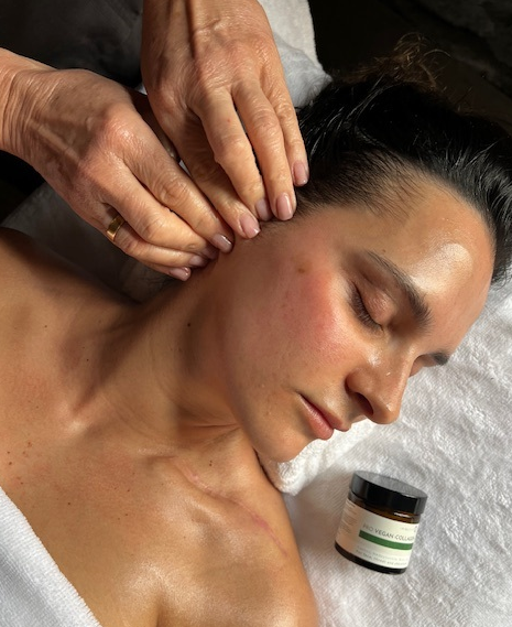 Lift & Sculpt Collagen Boost Facial