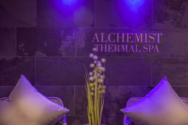 1 Hour in the Pool & Thermal suite