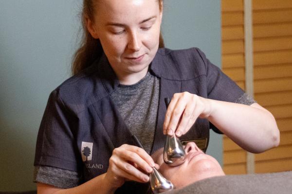 Hydra Glow Facial [Comfort Zone]
