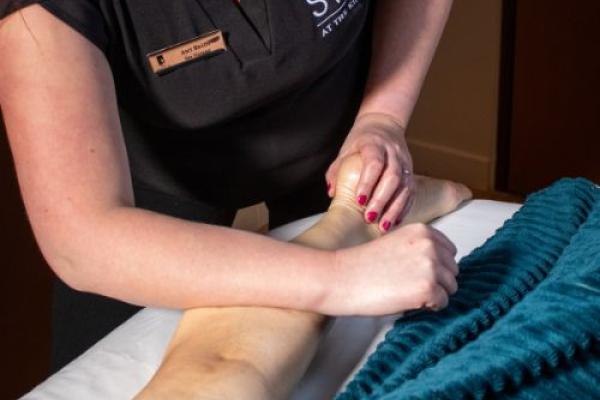 Recovery Full Body Massage | Kerstin Florian