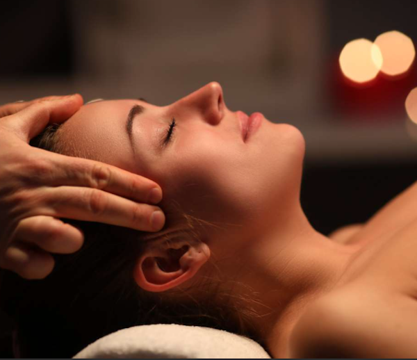 OSKIA Super-C Facial with LED